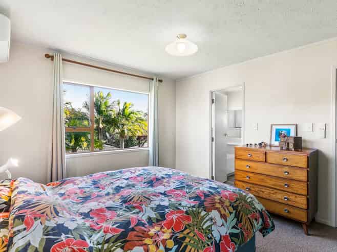 2/66 Waiau Street, Torbay