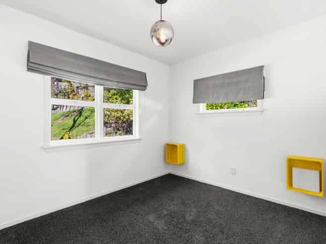 30 Poynters Crescent, Stepneyville