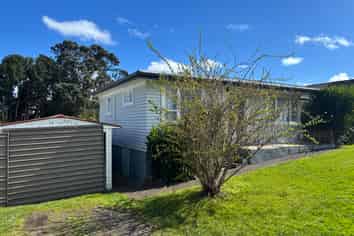 28 Sunkist Bay Road, Beachlands