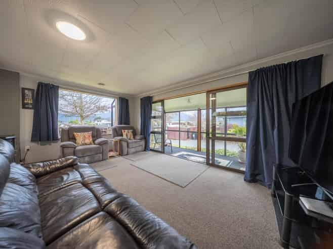 67 Luxmore Drive, Te Anau