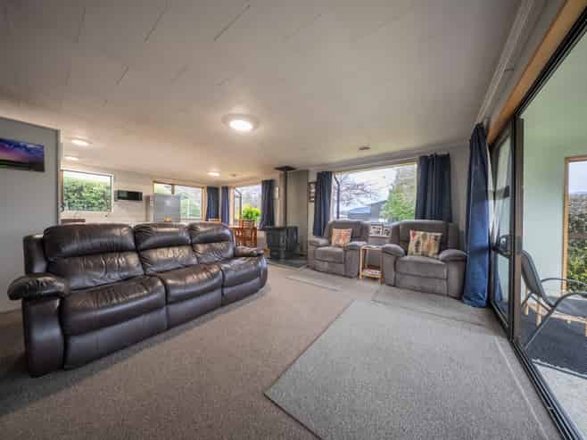 67 Luxmore Drive, Te Anau