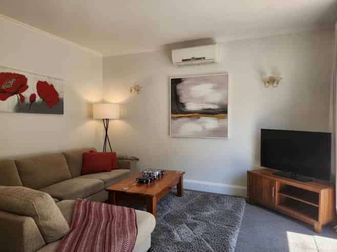 38 Cresswell Avenue, Burwood