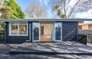 8 Fleming Place, Chedworth
