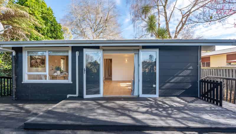 8 Fleming Place, Chedworth