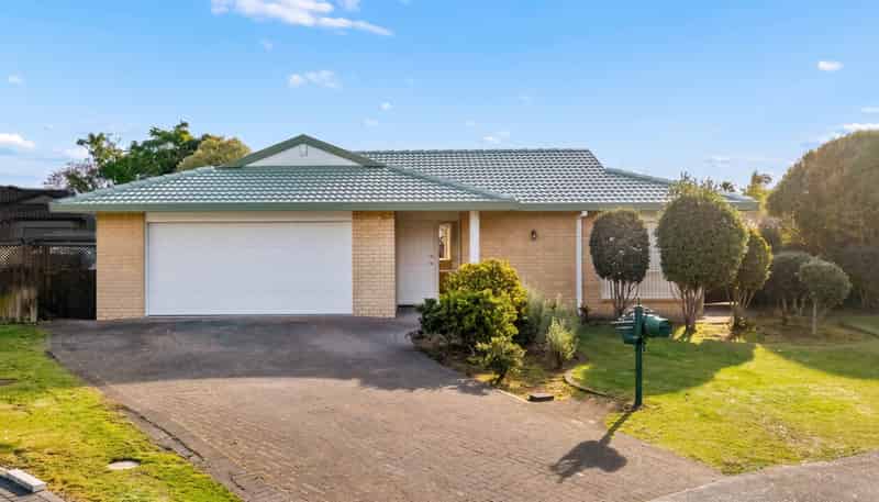 6 Flora Place, Wattle Downs