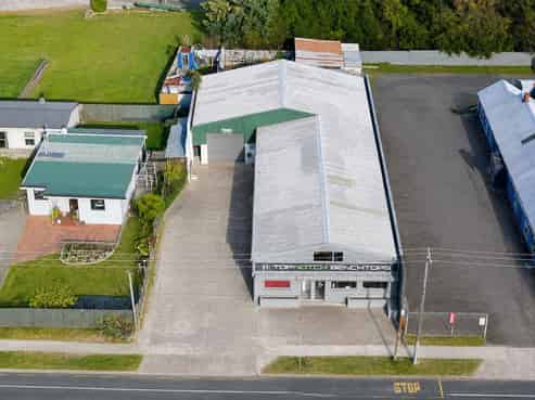 Industrial investment with dual income