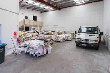 VERSATILE EDEN TERRACE INDUSTRIAL SPACE