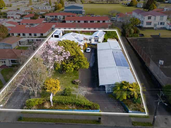 Receivership Sale: Established 8 Unit Motel