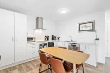 10/18 Titoki Street, Te Atatu Peninsula