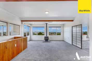 71 Mount Royal Avenue, Mount Albert