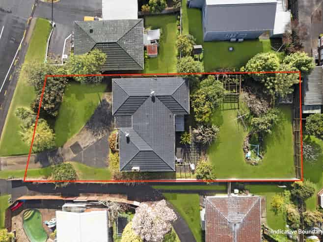 26 Ray Small Drive, Papakura