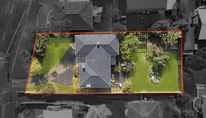 26 Ray Small Drive, Papakura