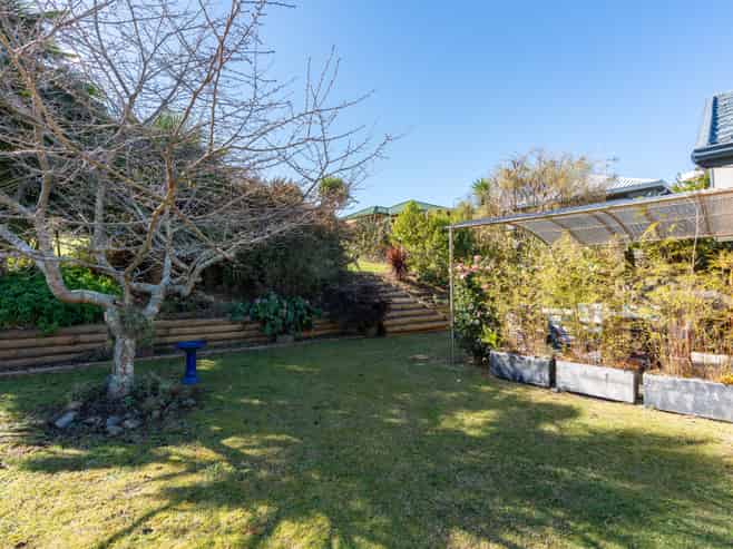 26 Brymer Road, Grandview Heights