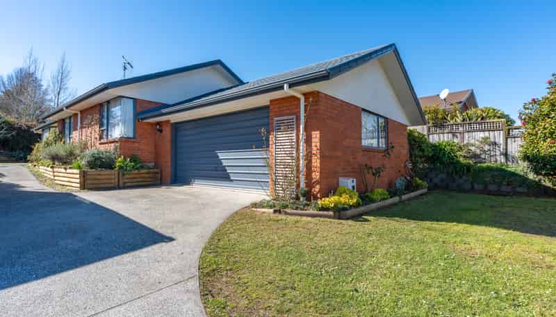 26 Brymer Road, Grandview Heights