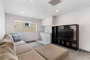 36 Hangahai Road, Flat Bush