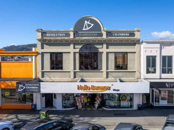 Standout Commercial Investment