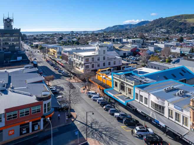 Standout Commercial Investment