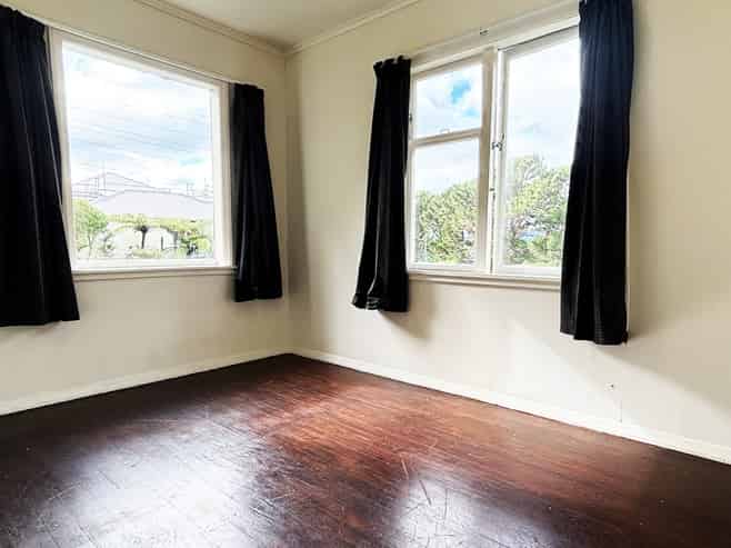 51A Mortimer Terrace, Brooklyn