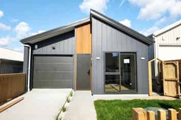 16 Kopu Road, Orewa