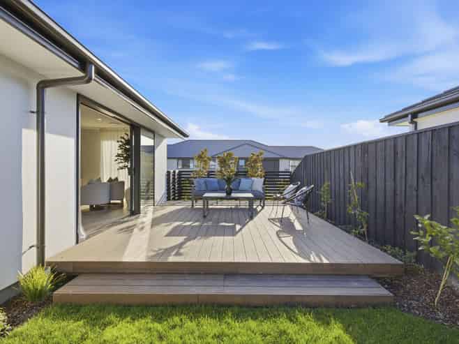 34 Stackwood Avenue, RAVENSWOOD