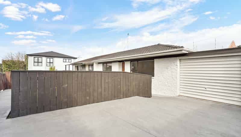 2/64 Weymouth Road, Manurewa