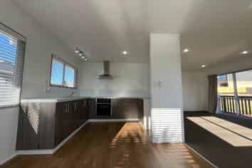 1/23 Mcleod Road, Henderson