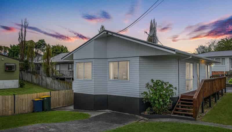 1/23 Mcleod Road, Henderson