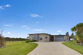 571 Fairdown Road, Westport