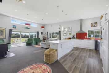 571 Fairdown Road, Westport
