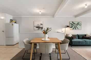 1/15 Bloomsbury Grove, Newlands