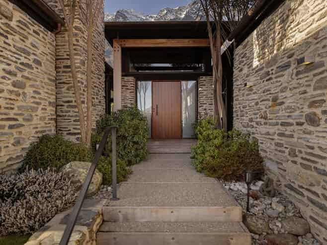 31 Hackett Road, Jacks Point