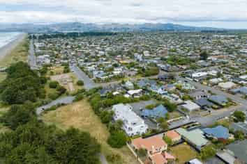 2/10 Ballance Street, Waimairi Beach