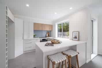 2/10 Ballance Street, Waimairi Beach