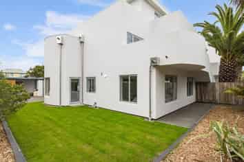2/10 Ballance Street, Waimairi Beach