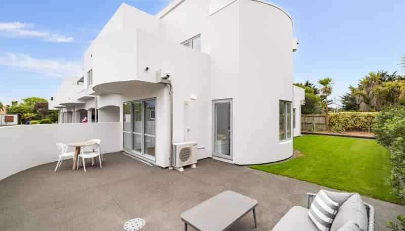 2/10 Ballance Street, Waimairi Beach