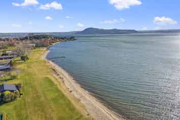68b Robinson Avenue, Holdens Bay