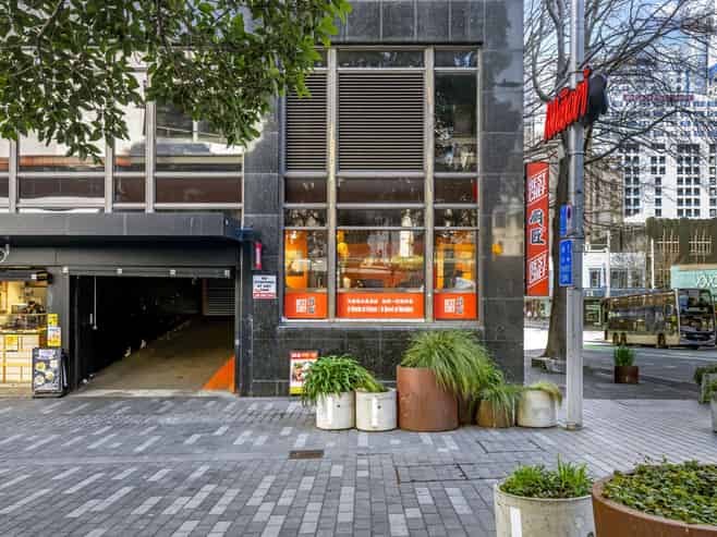Lorne street retail + billboard income potential