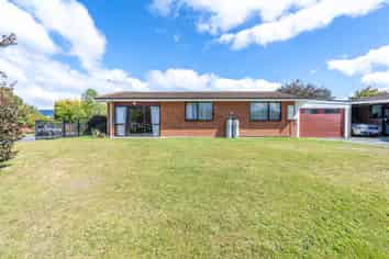 1 Donald Ross Place, Te Anau