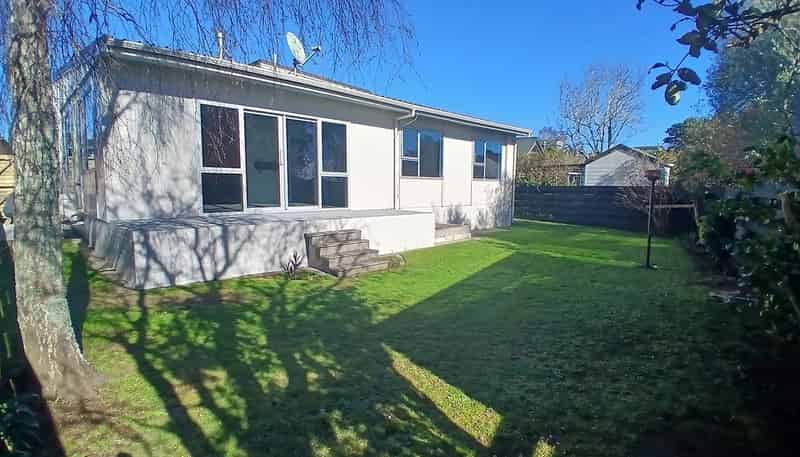 2/5 Rennell Street, Frankleigh Park