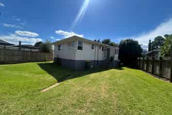 4 Hereford Street, Te Atatu Peninsula
