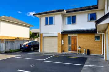 14/2 Arawa Street , New Lynn
