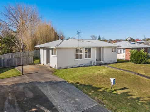 69 Hamill Road, Otara