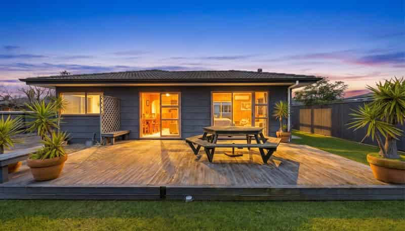 2/23 Kimpton Road, Papatoetoe