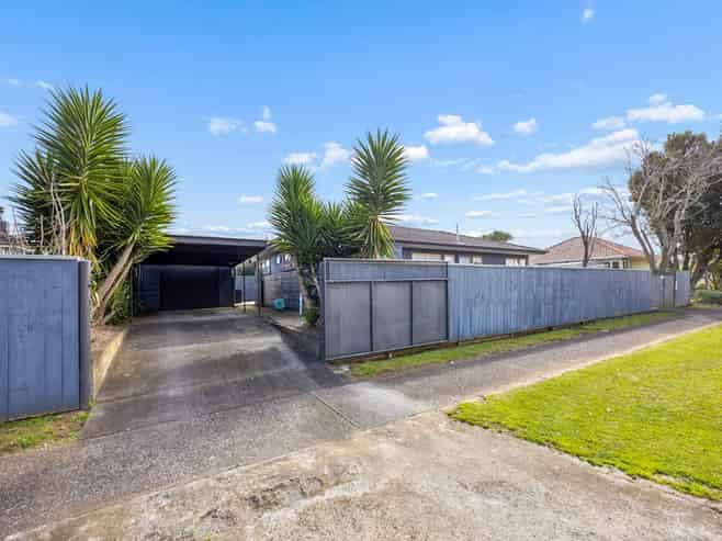 2/23 Kimpton Road, Papatoetoe