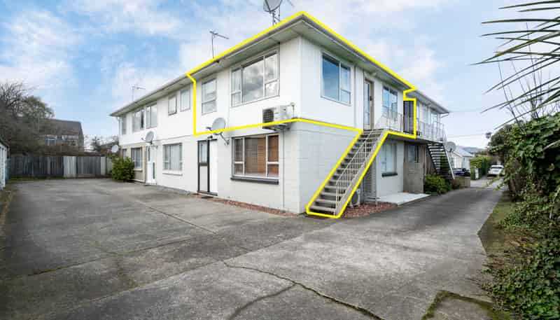 8/73 Clare Road, Saint Albans