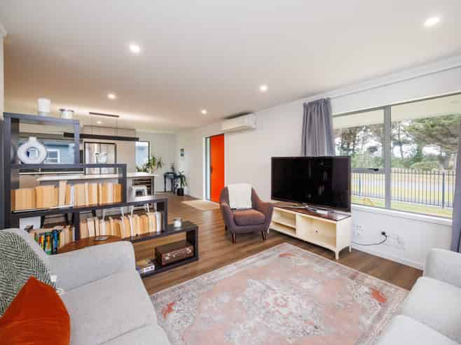 36 Signal Street, Foxton Beach