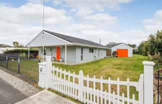 36 Signal Street, Foxton Beach