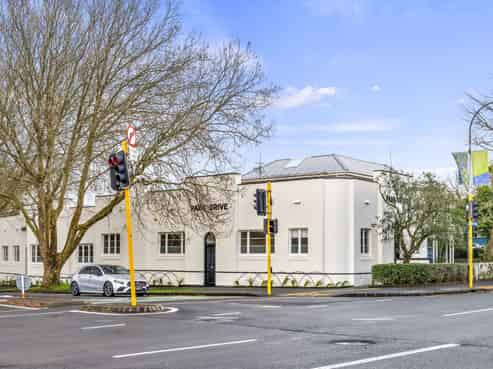 Parnell character residential block by the Domain
