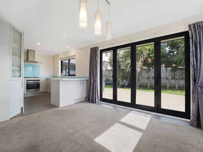 5 Keven Road, Clarks Beach