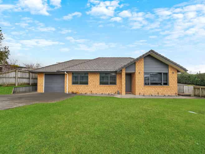 5 Keven Road, Clarks Beach